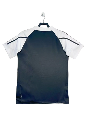 Real Madrid 01/02 II Away Jersey - Retro Version