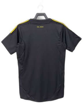 Real Madrid 11/12 Goalkeeper Black Jersey - Retro Version